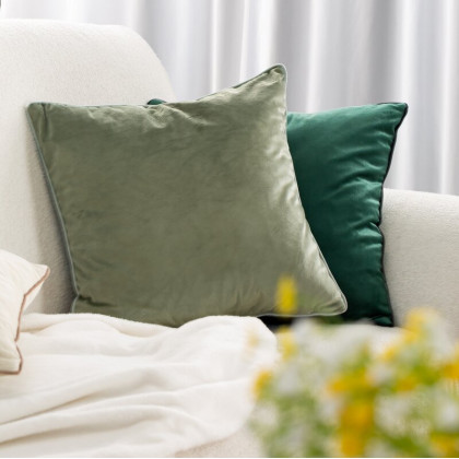 Zamatová obliečka 45x45 cm na vankúš GAJA mätová